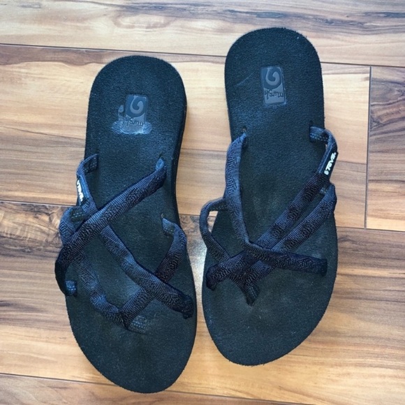 teva olowahu sandals